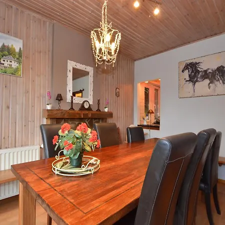 In * לה רושה - אן - ארדן