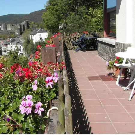 In * La-Roche-en-Ardenne