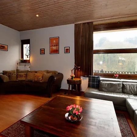 In 度假居 拉罗什-阿登